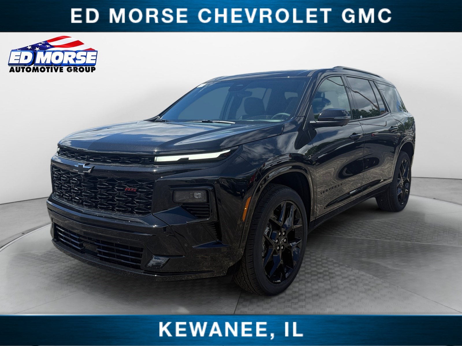2026 Chevrolet Traverse RS in Mosaic Black Metallic — front three-quarter view