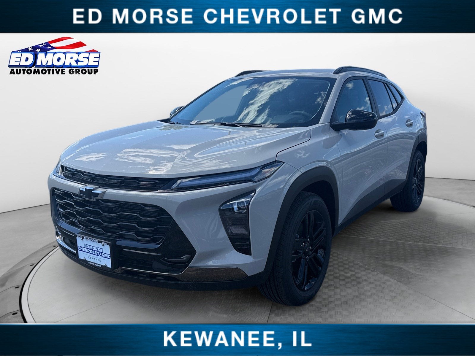2026 Chevrolet Trax ACTIV in White Sands — front three-quarter view